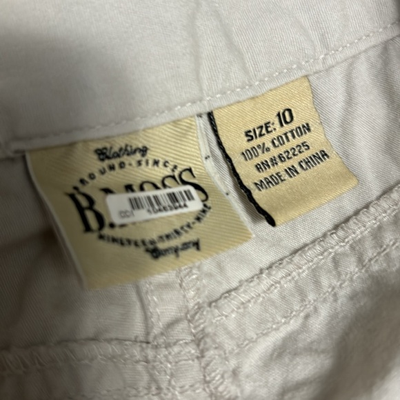 B Moss beige capris - Picture 6 of 6